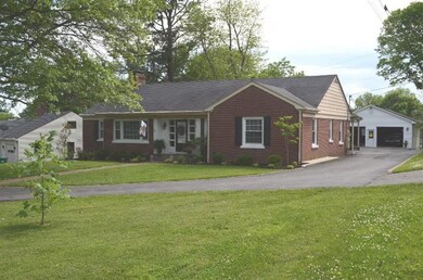 744 Beaumont Ave, Harrodsburg, KY 40330 - photo 4