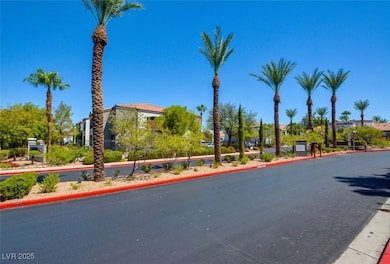 950 Seven Hills Dr unit 222, Henderson, NV 89052 - photo 6