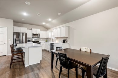 1730 Greenbank Dr, Centerton, AR 72719 - photo 4