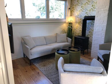 Cozy Sitting Area