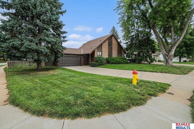 12654 Bartels Dr, Omaha, NE 68137 - photo 3