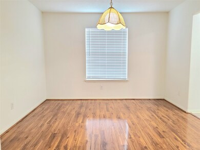 7902 Spring Fern Ln, Houston, TX 77040 - photo 6