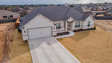 3013 Promenade Dr, Granbury, TX 76049 - photo 5