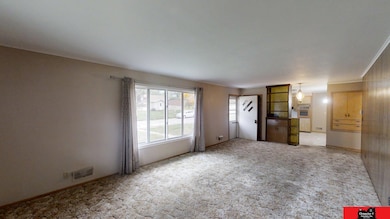 301 Elm St, Bancroft, NE 68004 - photo 3