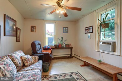 21 State St, Middletown, PA 17057 - photo 5