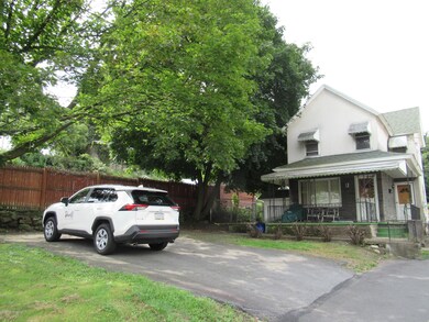 428 Ripple St, Scranton, PA 18505 - photo 3