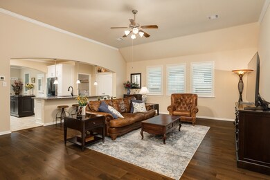 1653 Morgan Trail Dr, Alvin, TX 77511 - photo 5