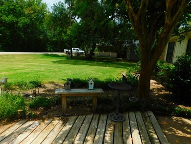 2933 Cr 510z, Brazoria, TX 77422 - photo 2