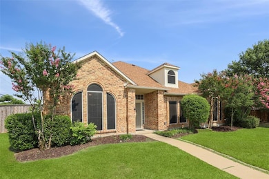 208 N Carriage House Way, Wylie, TX 75098 - photo 2