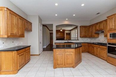 2605 Ranchview Dr, Richardson, TX 75082 - photo 5