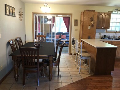 9336 E 975th Ave, Effingham, IL 62401 - photo 3