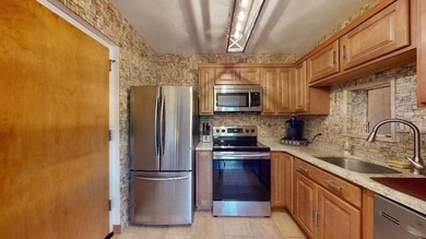 67 Milliken Ave unit 17, Franklin, MA 02038 - photo 4