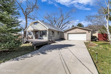 3-web-or-mls-590-s-center-st