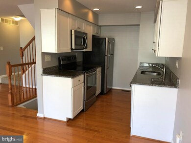 50 Dendron Ct, Parkville, MD 21234 - photo 4