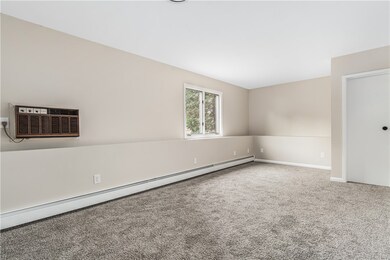 3 Village Ct, West Warwick, RI 02893 - photo 7