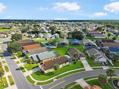 2512 Oneida Loop, Kissimmee, FL 34747 - photo 3