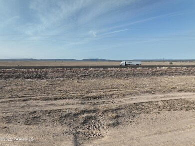 78 Lakota Ranch Rd, Ash Fork, AZ 86320 - photo 5