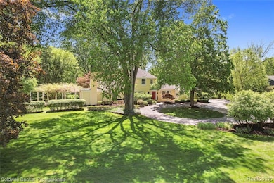 19905 Beverly Rd, Beverly Hills, MI 48025 - photo 2