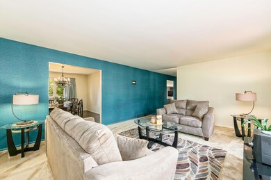 1089 Barberry Ln, Columbus, OH 43213 - photo 5