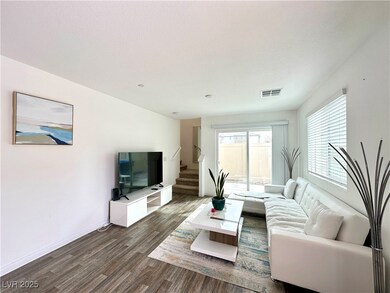 12150 Midnight Pine Rd unit 4, Las Vegas, NV 89183 - photo 4