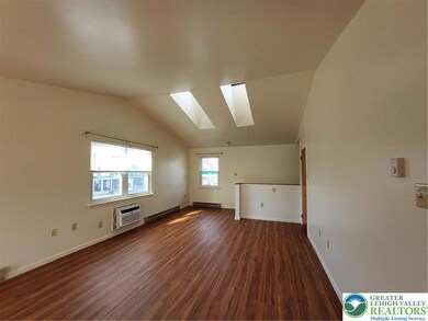 17 E Susquehanna St unit B, Allentown, PA 18103 - photo 3