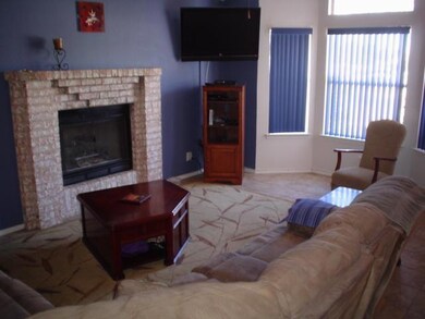 13900 Desert Song Dr, Horizon City, TX 79928 - photo 5