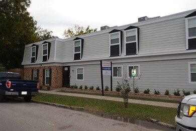 1419 Hawthorne St unit 2, Houston, TX 77006 - photo 3