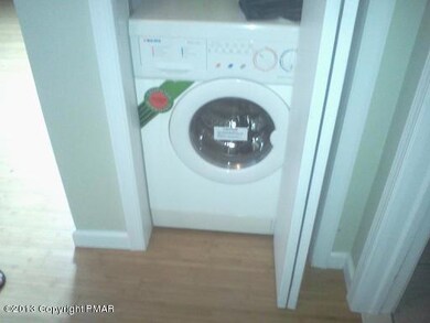 597 Stony Hollow Cir, Tobyhanna, PA 18466 - photo 5