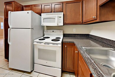 8915 Joseph Ct, Jacksonville, FL 32216 - photo 6