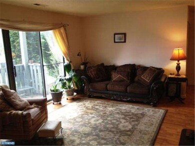 7101 Tamarron Dr, Plainsboro, NJ 08536 - photo 5