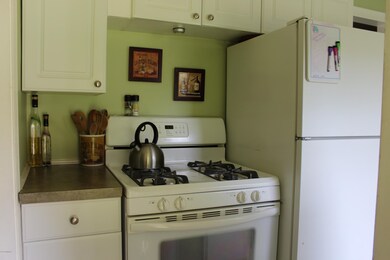 Bright Kitchen