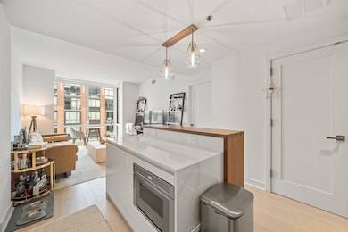 Maxwell Place unit 10G, Hoboken, NJ 07030 - photo 3