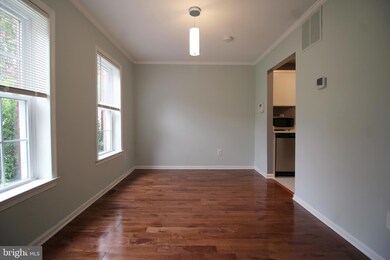 11866 Saint Trinians Ct, Reston, VA 20191 - photo 4