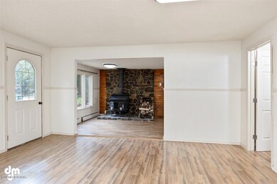 32-Living Room-ELKO9709