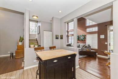 966 Mesa Dr, Lake In the Hills, IL 60156 - photo 5