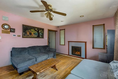 4747 Basil Ln, Cincinnati, OH 45238 - photo 6