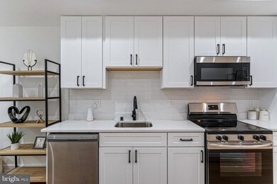 1107 Queen St NE unit 2, Washington, DC 20002 - photo 4