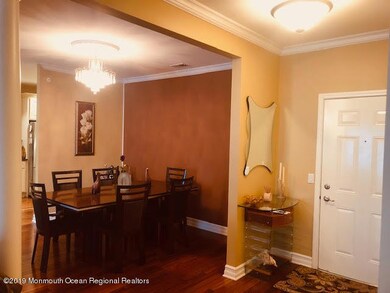 106 Knightsbridge Ln, Morganville, NJ 07751 - photo 4