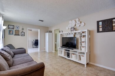 2801-West-Turney-Avenue-16
