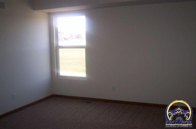 4319 SE Horseshoe Bend Dr, Topeka, KS 66609 - photo 6