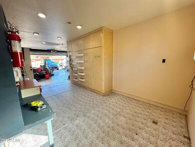 2636 S Honeysuckle Cir, Mesa, AZ 85209 - photo 4