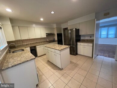 5237 Strathmore Ave, Kensington, MD 20895 - photo 4
