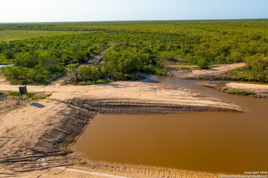 0 Fm 1688 unit 1880557, Crystalcit, TX 78839 - photo 2