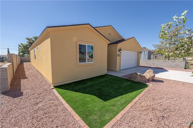 1170 Carver Ave, Kingman, AZ 86409 - photo 2