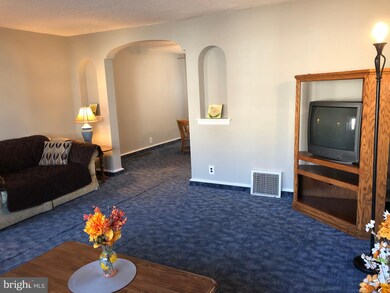 4306 Chippendale St, Philadelphia, PA 19136 - photo 2