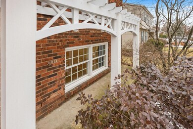 50-web-or-mls-5058-jamestown-rd