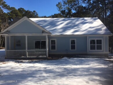 113 Middle Rd