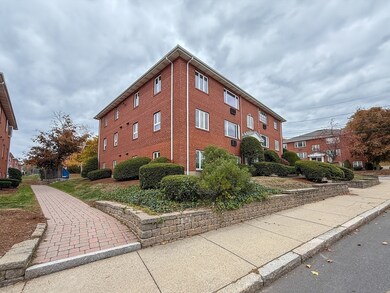 194 Lexington St unit 9, Watertown, MA 02472 - photo 3