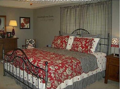 402 Pebble Creek Dr, Fraziers Bottom, WV 25082 - photo 6