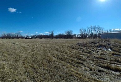 492 W North River Rd, North Platte, NE 69101 - photo 7